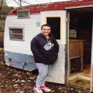 A teenage girl purchased an old caravan for just around $200.