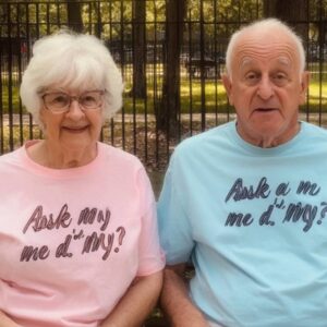 After 53 Years Together, Elderly Couple Divorces — Man Later Spots His Ex-Wife on a Date at a Café