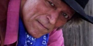 Legendary 70s Country Music Icon Passes Away at 73