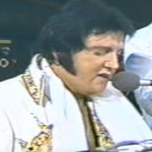 This Rarely-Seen Video Of Elvis’ Final Performance Was Just Released, And I Can’t Stop Watching It