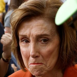Nasty Nancy Getting Savagely Called “Sad Old Drunk” at Speaking Event Will Never Not Be Hilarious Watch Below!👇
