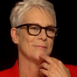 Jamie Lee Curtis on How Plastic Surgery Is “Wiping Out Generations of Beauty”