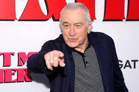 Robert De Niro can’t hold back his tears