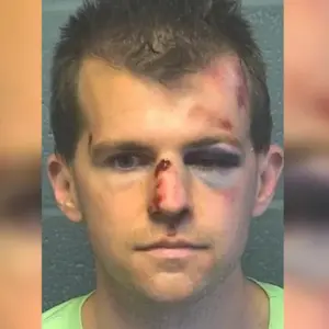 Dad Catches Creep Touching His 9-Year-Old Son, Proceeds to Break the Guy’s Face