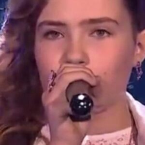A girl dared to sing one of the heaviest songs in the world. A Couple of Notes And The Judges Jumped From Their Seats.