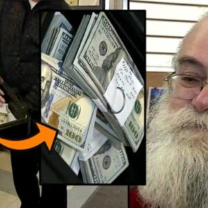 Struggling Grandpa Returns $43K He Found In Used Couch, Days Later He Gets A Call