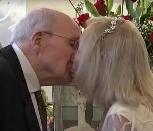 Couple In Their 90s Who Met On Valentine’s Day In 1948 Renewed Their Vows After 72 Incredible Years Of Marriage