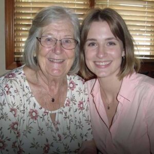 Old Lady Lived Her Whole Life Believing She’d Never Been a Mother — Until a DNA Test Revealed a Daughter She Never Knew Existed