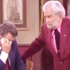 Poor Dean Martin, Can’t Keep a Straight Face. This is Comedy Gold!